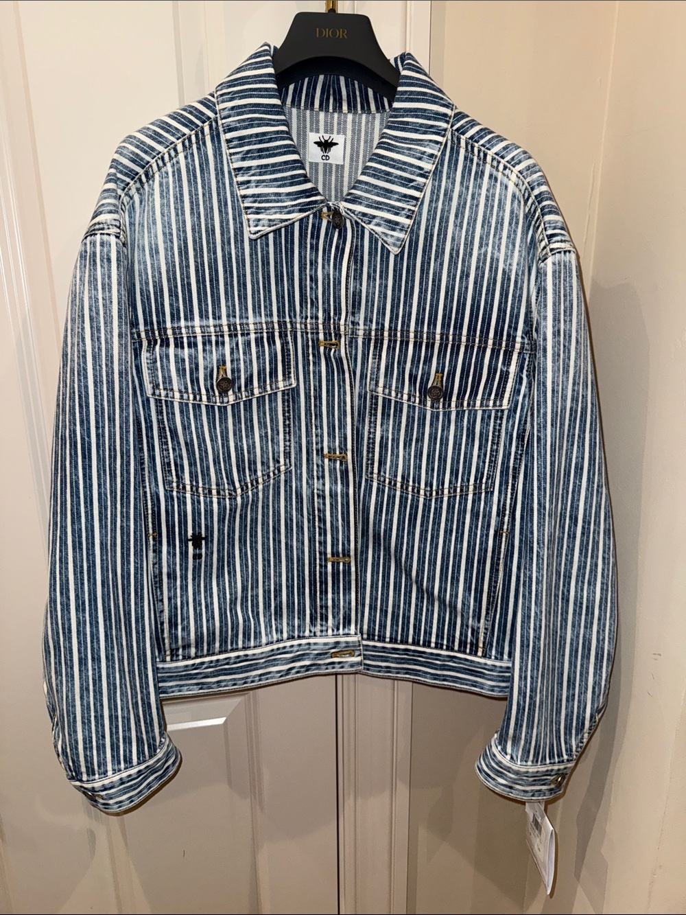 Dior women’s denim jacket. BNWT. Never worn. Size 38. US6.